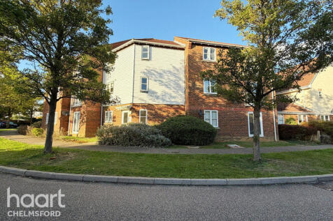 Wickham Crescent, Chelmsford 3 bed apartment for sale