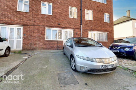 Roxwell Road, Barking 2 bed maisonette for sale