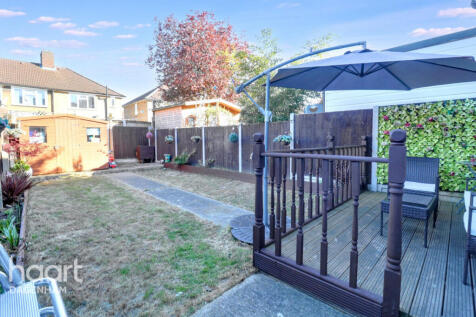 Barnmead Road, Dagenham 2 bed terraced house for sale