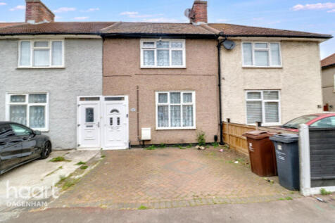 Reede Road, Dagenham 2 bed terraced house for sale