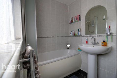 Levine Gardens, Barking 3 bed end of terrace house for sale