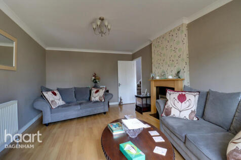 Levine Gardens, Barking 3 bed end of terrace house for sale