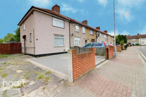 Osborne Square, Dagenham 2 bed end of terrace house for sale