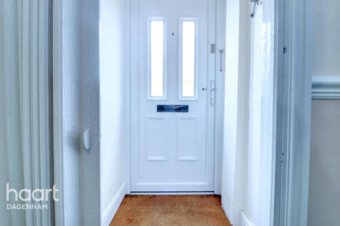 Nutbrowne Road, Dagenham 2 bed terraced house for sale