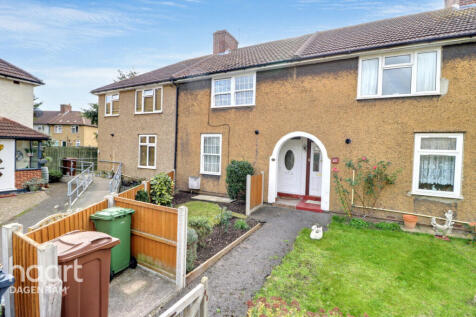 Vincent Road, Dagenham 2 bed terraced house for sale