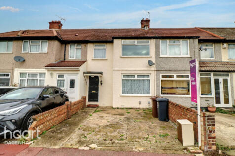 Orchard Road, Dagenham 3 bed terraced house for sale