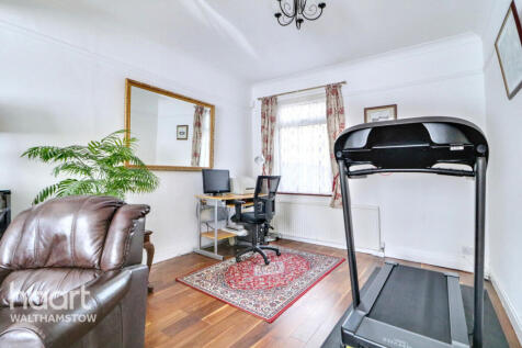 Chingford Road, Walthamstow 3 bed terraced house for sale