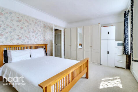 Chingford Road, Walthamstow 3 bed terraced house for sale