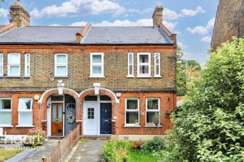 Warner Road, Walthamstow 3 bed maisonette for sale