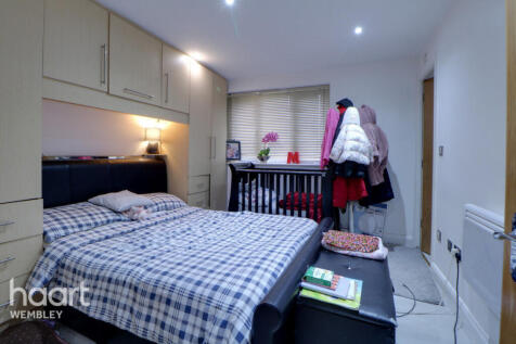 Wembley Park 2 bed flat for sale