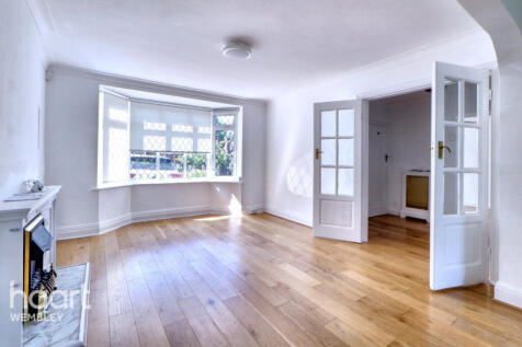 Barn Hill Estate 5 bed detached house for sale