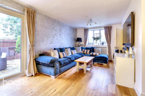 Stretton Way, BOREHAMWOOD 4 bed terraced house for sale