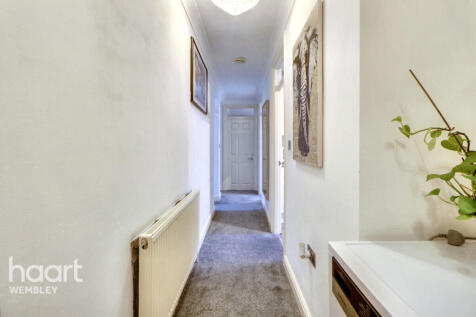 Wembley Park 2 bed flat for sale