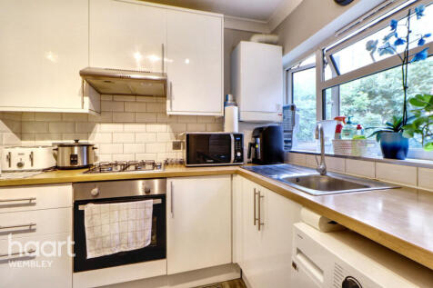 Wembley Park 2 bed flat for sale