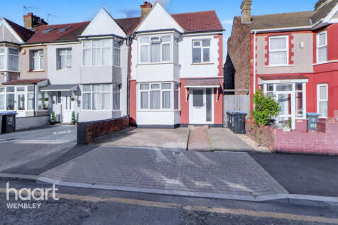 London Road, Wembley 3 bed end of terrace house for sale