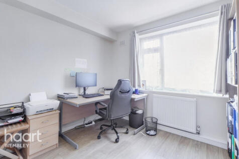Wembley Park 2 bed flat for sale