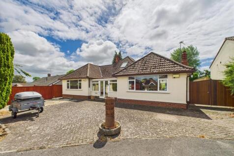 3 bedroom bungalow for sale
