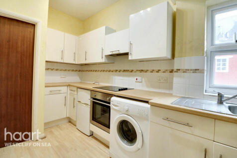 Whitefriars Crescent, Westcliff
