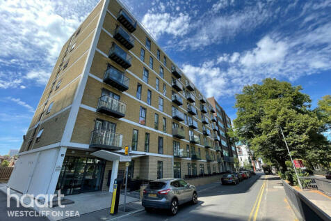 Victoria Avenue, WESTCLIFF