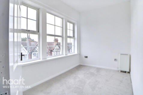 Hamlet Court Road, Westcliff
