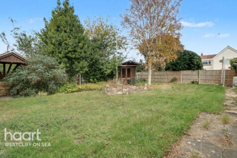 North Street, Great Wakering 2 bed detached bungalow for sale
