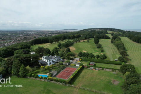 8 bedroom detached house for sale