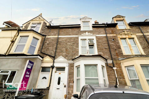 3 bedroom maisonette for sale