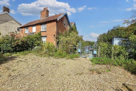 2 bedroom cottage for sale
