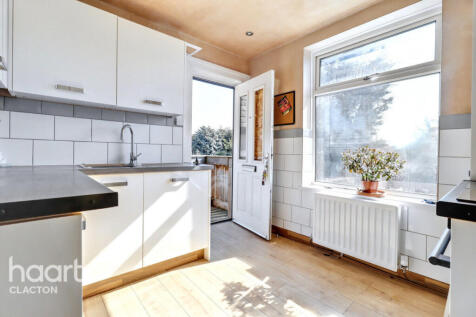 Main Road, Harwich 2 bed detached house for sale