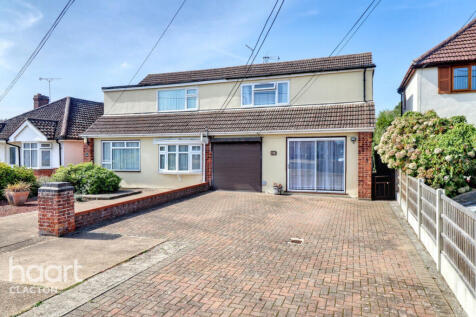 3 bedroom semi-detached house for sale
