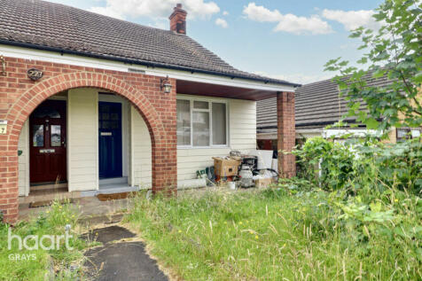 2 bedroom semi-detached bungalow for sale