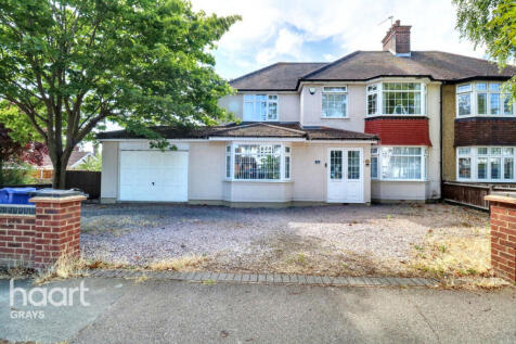 4 bedroom semi-detached house for sale