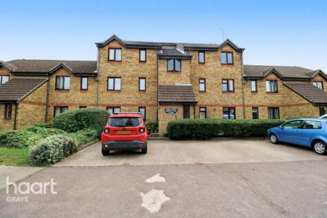 Parsonage Road, Grays 2 bed flat for sale