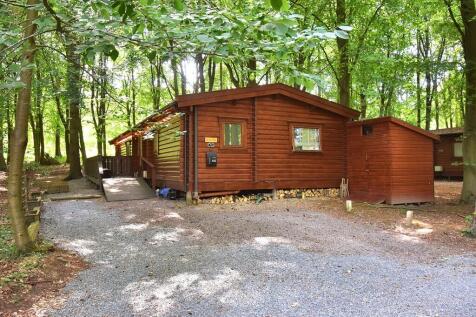3 bedroom chalet for sale