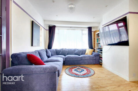 St Williams Way, Rochester 3 bed terraced house for sale