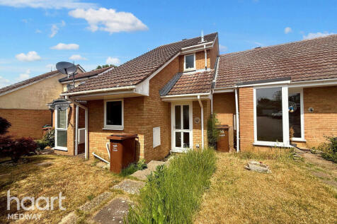 Dorchester Close, Rochester 1 bed terraced house for sale
