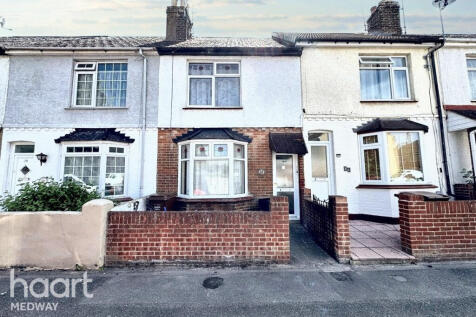 Maple Avenue, Gillingham 2 bed terraced house for sale