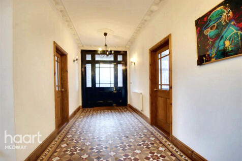 London Road, Rochester 6 bed detached house for sale