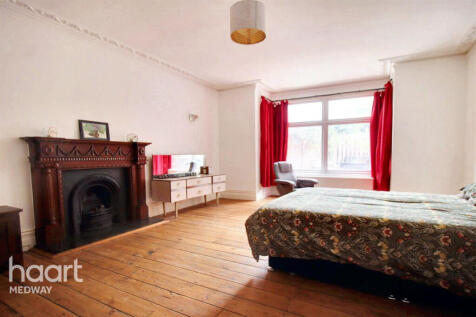 London Road, Rochester 6 bed detached house for sale