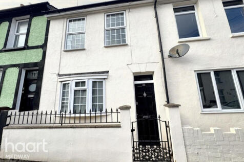 Saxton Street, Gillingham 2 bed terraced house for sale