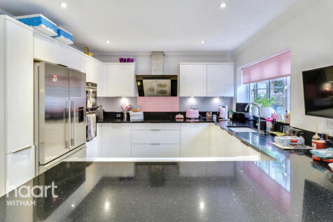 Brockwell Lane, Kelvedon 4 bed detached house for sale