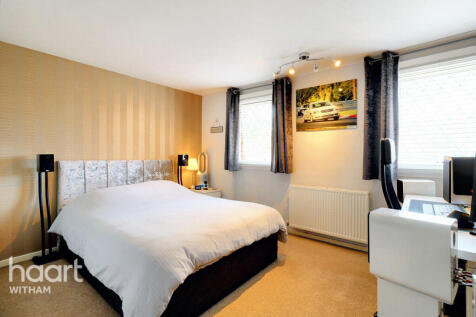 Alfreg Road, Witham 2 bed terraced house for sale