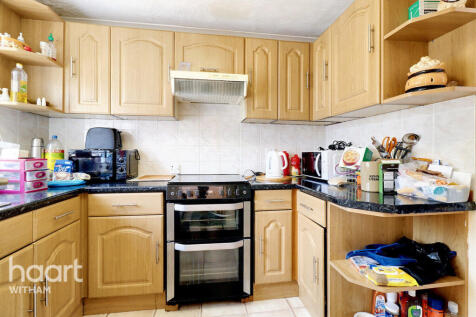 Calamint Road, Witham 3 bed end of terrace house for sale