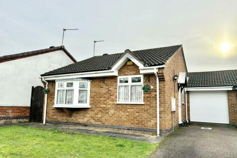 2 bedroom detached bungalow for sale