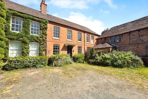 Coach Drive, Fladbury, Pershore 2 bed terraced house for sale