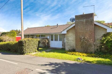 Summers Lane, Totland Bay, Isle of Wight 2 bed bungalow for sale