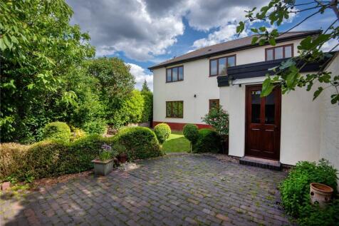 157 Hurcott Road, Kidderminster 4 bed detached house for sale