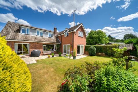 Applegarth, Cleobury Road, Far... 4 bed detached house for sale