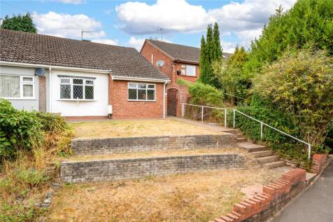 19 Summer Road, Kidderminster... 2 bed bungalow for sale