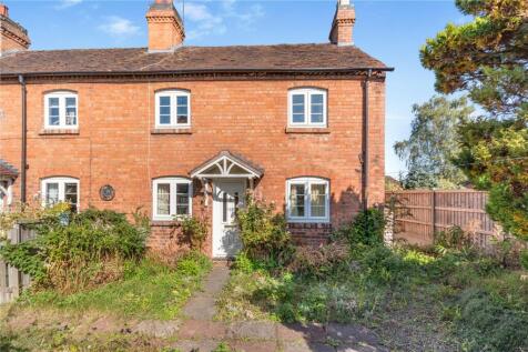 13 Kings Arms Lane... 2 bed end of terrace house for sale